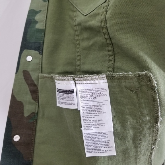 New Men's Levi's Denim Camouflage Jacket size L - Picture 8 of 8